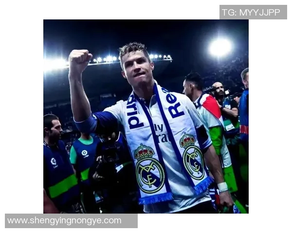 足球巨星幕后训练揭秘:私下刻苦训练如何塑造顶级球技与体能 足球巨星幕后训练揭秘:私下刻苦训练如何塑造顶级球技与体能